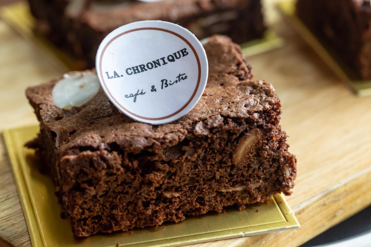 La Chronique Hotel بنوم بنه المظهر الخارجي الصورة